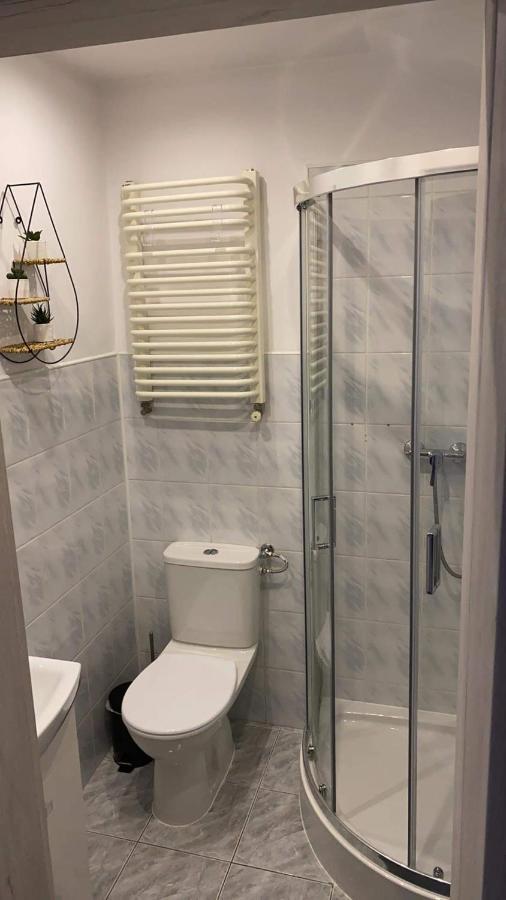 Apartament Przy Rynku Kambar Apartment Boleslawiec  Exterior photo